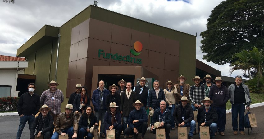 Fundecitrus recebe a visita de técnicos da Secretaria de Agricultura de São Paulo para mais um treinamento do Projeto Citrus SP Sustentável