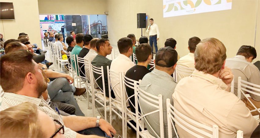 Fundecitrus realiza encontro Citros em Foco com citricultores de Duartina (SP)