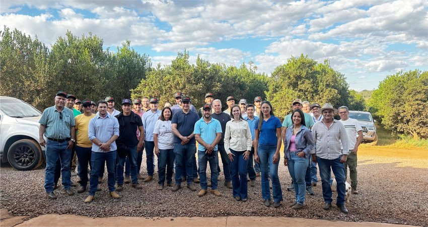 Fundecitrus realiza reunião com produtores de Goiás