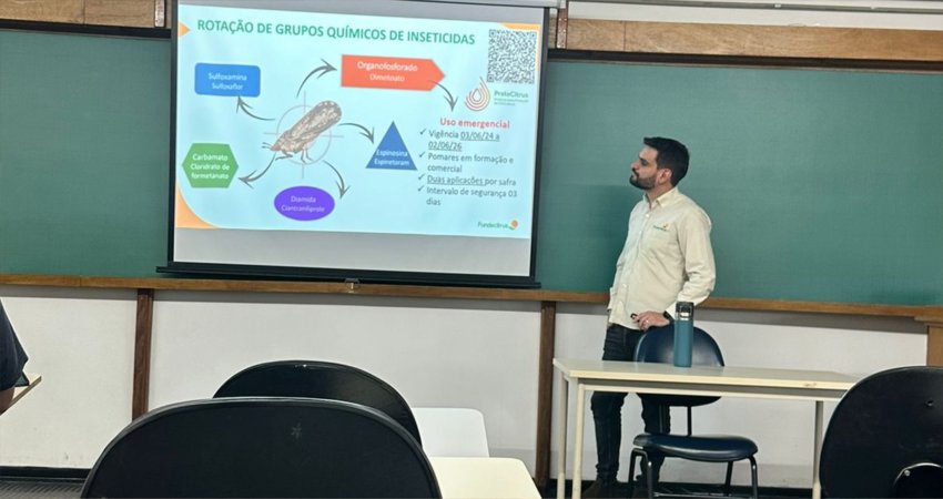 Alunos da UFSCar de Araras (SP) participam de palestra sobre manejo do greening